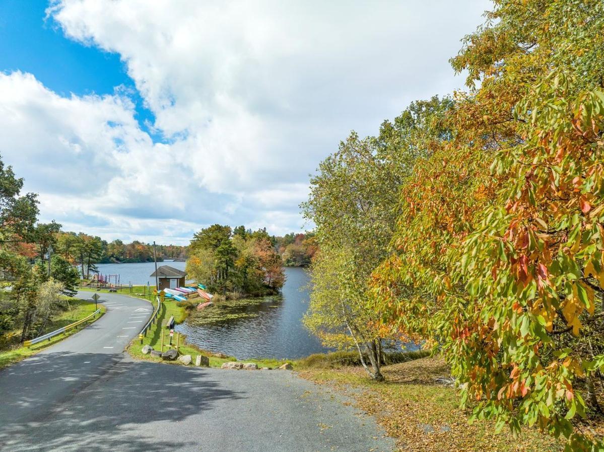 The Sage Chalet In Emerald Lakes, Poconos! Long Pond Exterior foto